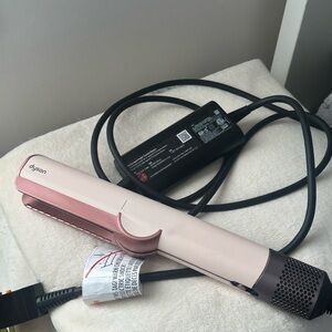 Dyson airstrait (please read below for full detail!!)